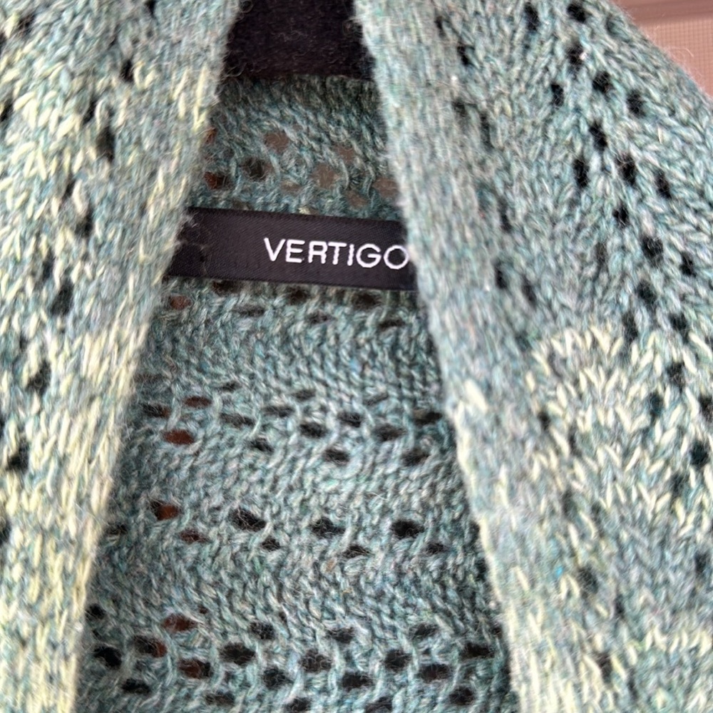 Vertigo, crochet cardigan - Picture 3 of 6
